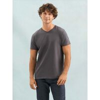 gi-047651453XL